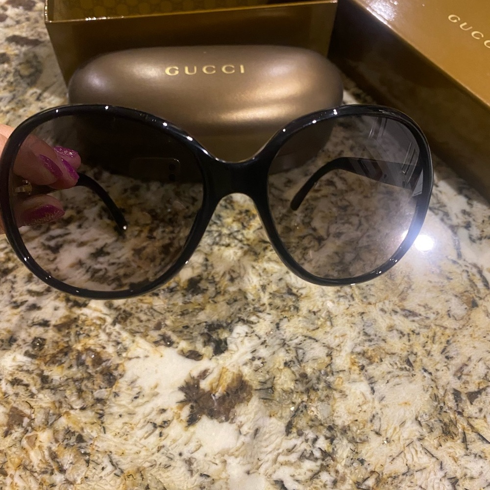 Gucci sunglasses